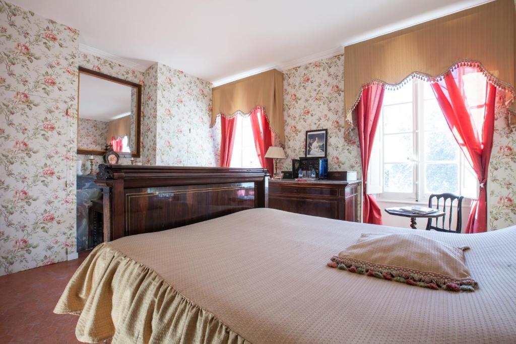 Chateau De Saint Martin Taradeau Room photo